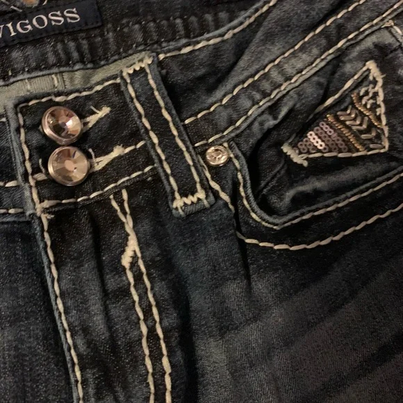 Vigoss Women's Dark Blue Boot Cut Jeans with Embellished Pockets - Picture 4 of 9